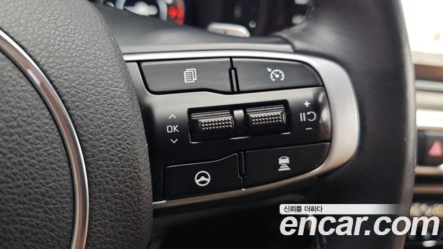 Kia K5 2022 — photo 32