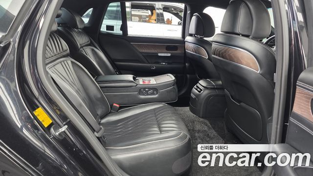 Genesis G90 2022 — photo 12