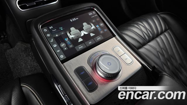 Genesis G90 2022 — photo 18