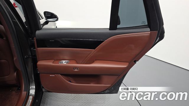 Genesis G90 2025 — photo 15