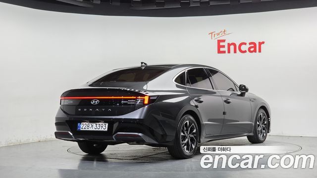 Hyundai Sonata 2025 — photo 2