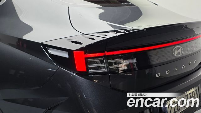 Hyundai Sonata 2025 — photo 9