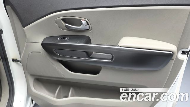 Kia Canival 2017 — photo 15