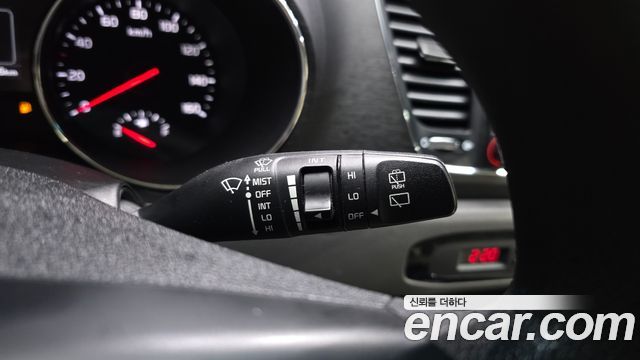 Kia Canival 2017 — photo 29