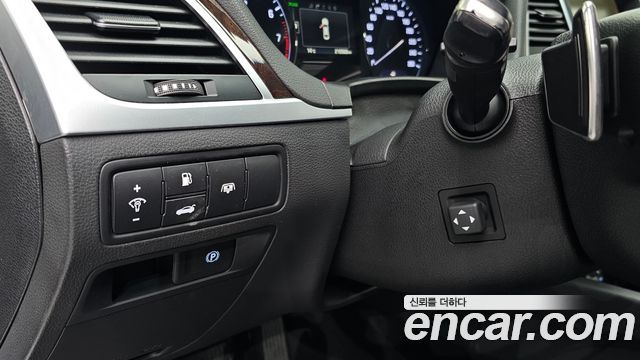 Hyundai Genesis 2014 — photo 13