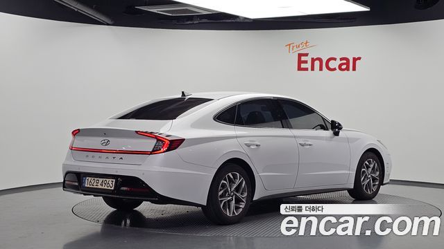 Hyundai Sonata 2023 — photo 2