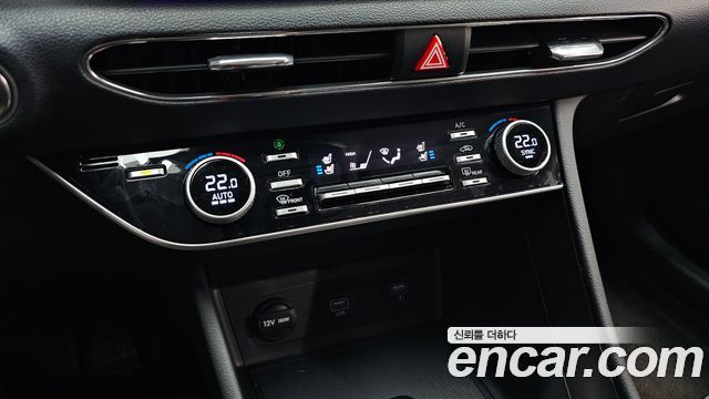 Hyundai Sonata 2023 — photo 24