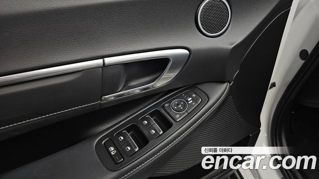 Hyundai Sonata 2023 — photo 33