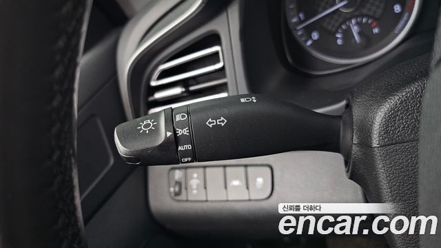 Hyundai AVANTE 2019 — photo 26