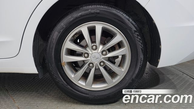 Hyundai AVANTE 2019 — photo 7