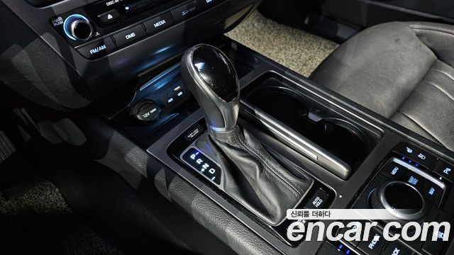 Hyundai Genesis 2016 — photo 9