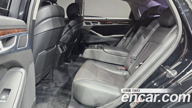 Hyundai Genesis 2016 — photo 11