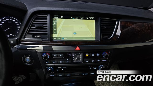 Hyundai Genesis 2016 — photo 15