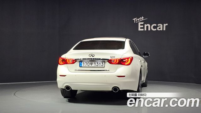 Infiniti Q50 2016 — photo 4