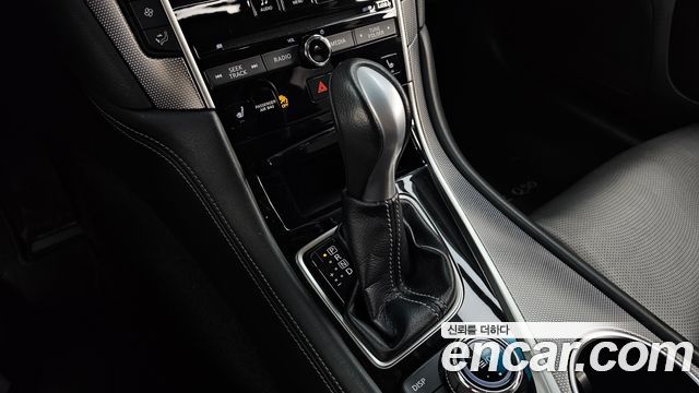 Infiniti Q50 2016 — photo 9
