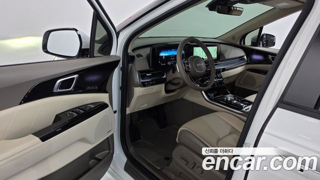 Kia Canival 2023 — photo 13