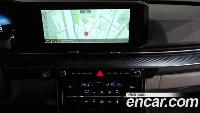 Kia Canival 2023 — photo 19