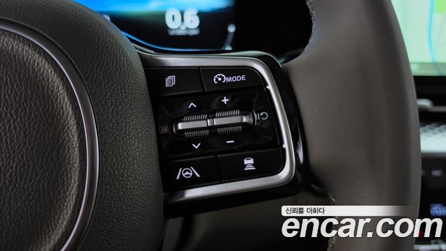 Kia Canival 2023 — photo 23