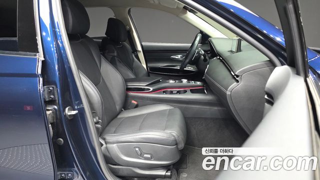 Genesis GV70 2021 — photo 11
