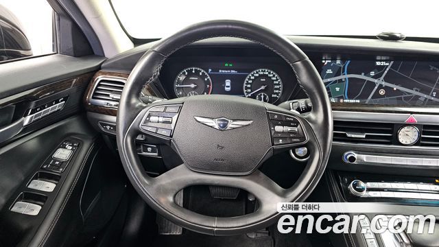 Genesis G90 2019 — photo 19