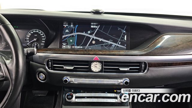 Genesis G90 2019 — photo 20
