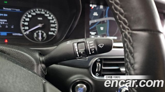 Genesis G90 2019 — photo 29