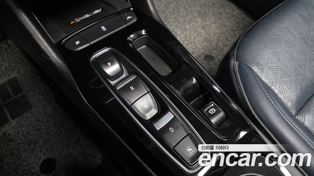 Chevrolet Korea 볼트 EUV 2022 — photo 12