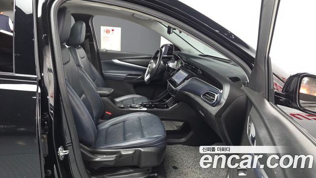 Chevrolet Korea 볼트 EUV 2022 — photo 17