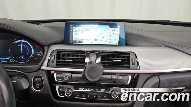 BMW 4-Series 2020 — photo 14
