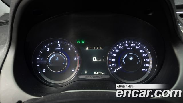 Hyundai Grandeur 2016 — photo 8