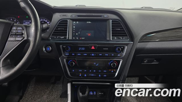 Hyundai Sonata 2015 — photo 16
