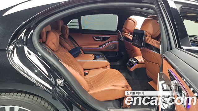 Mercedes-Benz S-Class 2021 — photo 12