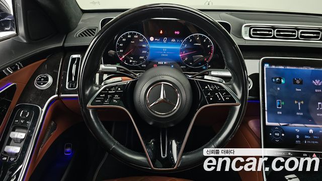 Mercedes-Benz S-Class 2021 — photo 13