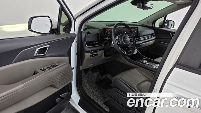 Kia Canival 2024 — photo 13
