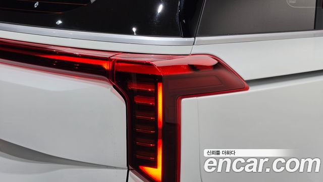 Kia Canival 2024 — photo 9