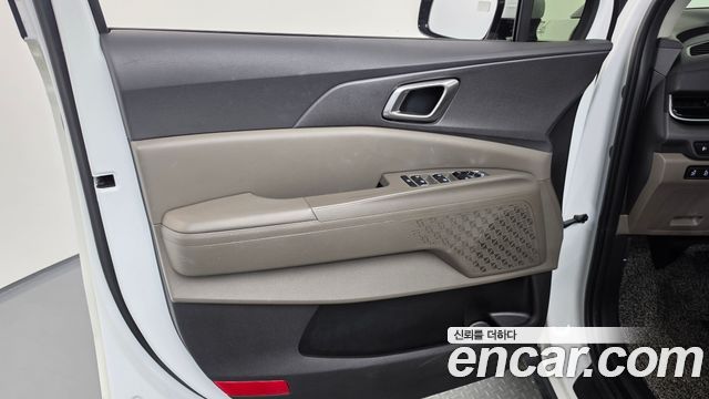 Kia Canival 2024 — photo 14