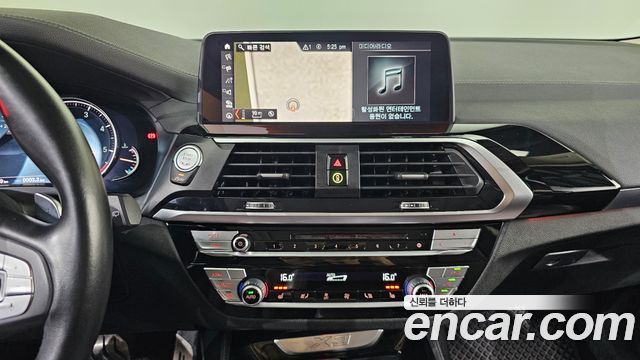 BMW X3 2019 — photo 16