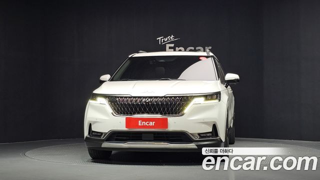 Kia Canival 2022 — photo 3