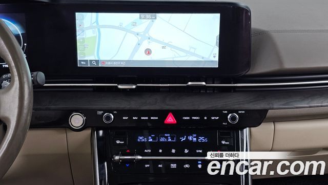 Kia Canival 2022 — photo 14