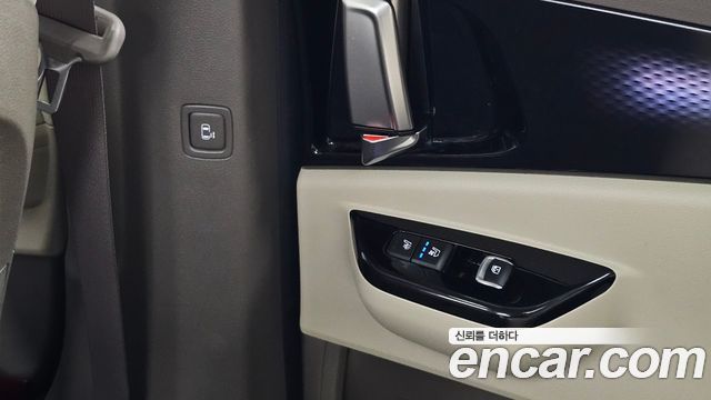 Kia Canival 2022 — photo 18