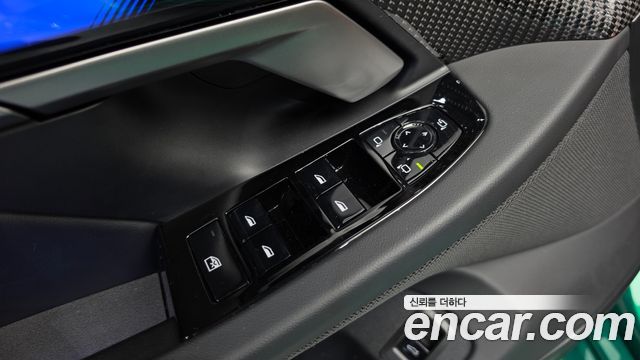 BMW M5 2026 — photo 37
