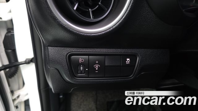 Kia K3 2019 — photo 19