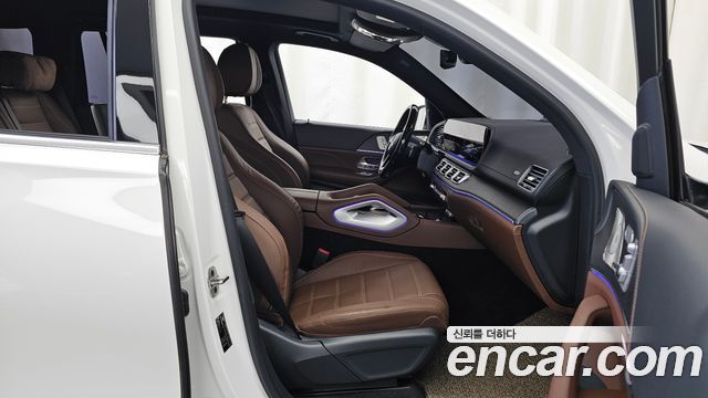 Mercedes-Benz GLS-Class 2024 — photo 17