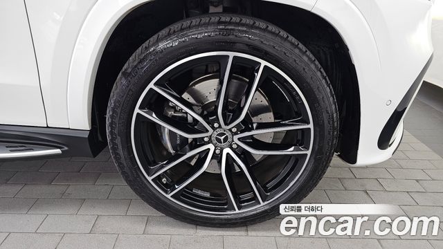 Mercedes-Benz GLS-Class 2024 — photo 7