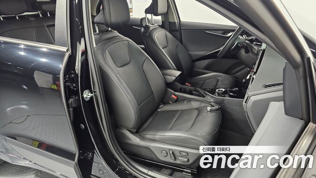 Kia Niro 2023 — photo 12