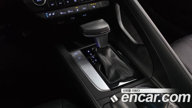 Hyundai AVANTE 2021 — photo 9