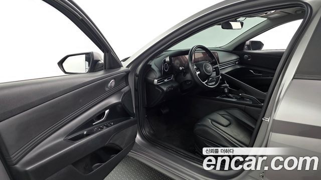 Hyundai AVANTE 2021 — photo 10
