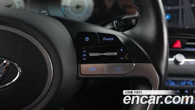 Hyundai AVANTE 2021 — photo 17