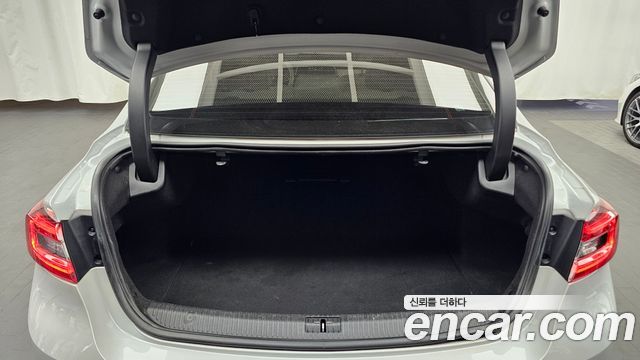 Renault Korea SM6 2016 — photo 22