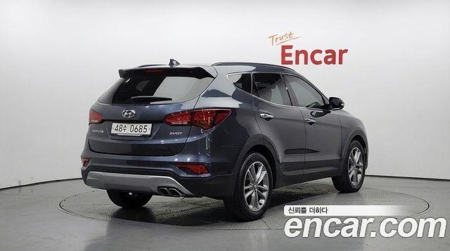 Hyundai Santafe 2016 — photo 2